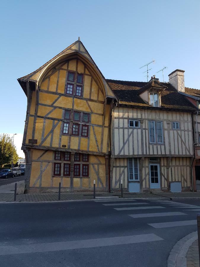 Appartement Du Vieux Troyes Luaran gambar