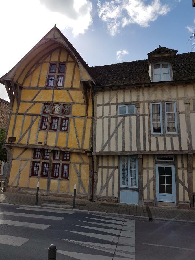 Appartement Du Vieux Troyes Luaran gambar